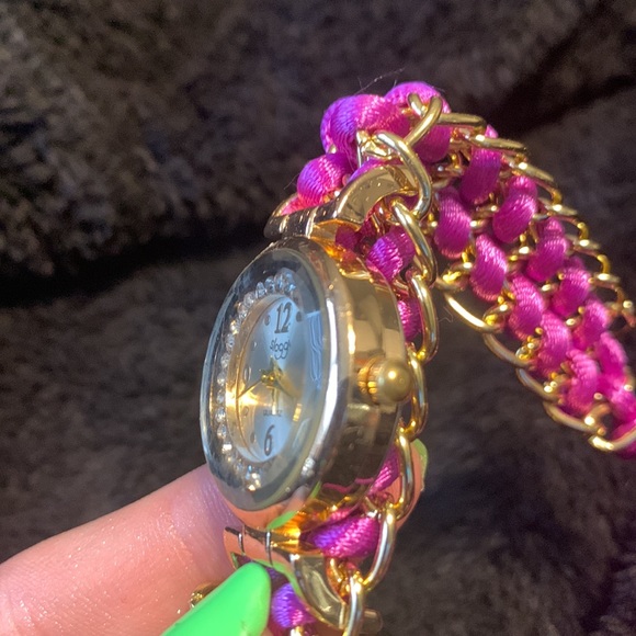 Purple and gold women’s watch - Picture 4 of 4